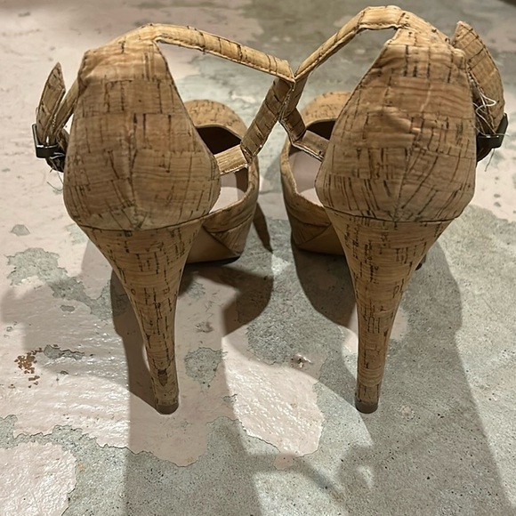 7 For All Mankind Cork Pumps Heels Sz 39. - Picture 6 of 6